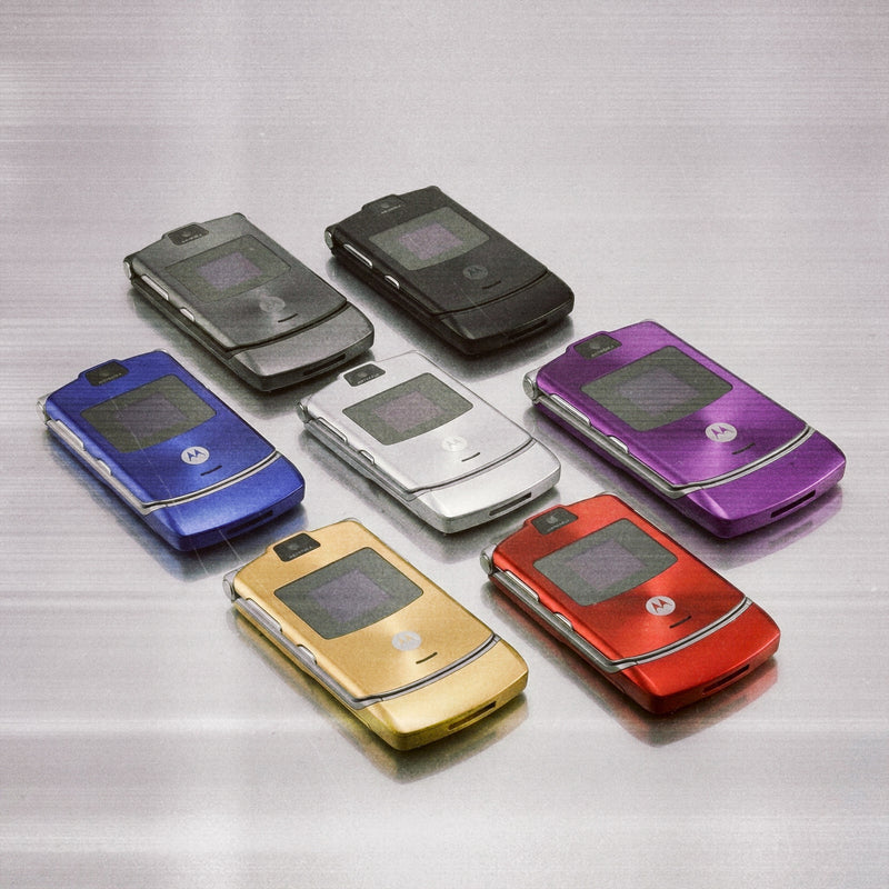 ARCHIVE 001: THE RAZR V3
